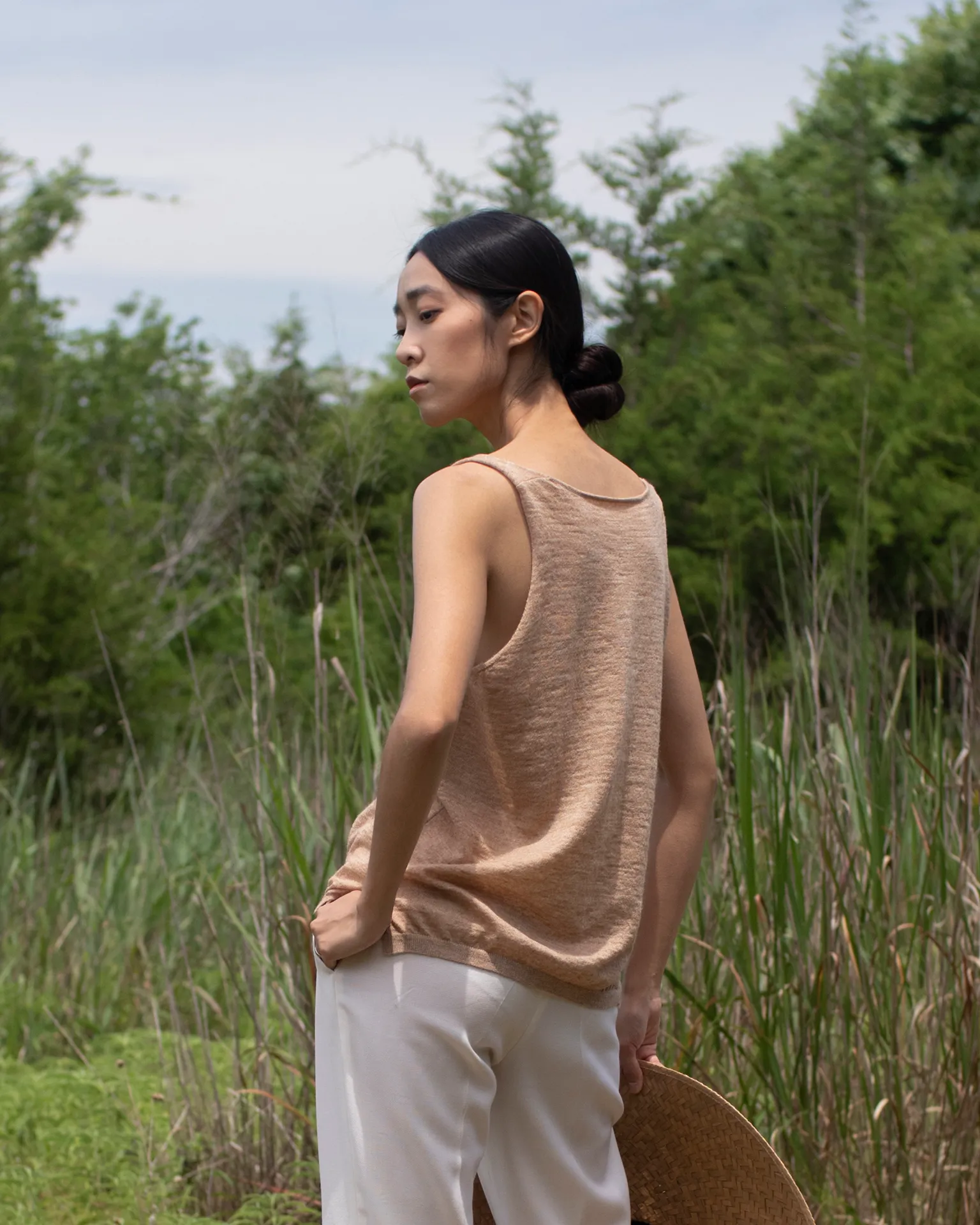 New Four Seasons Sleeveless Top / Modern